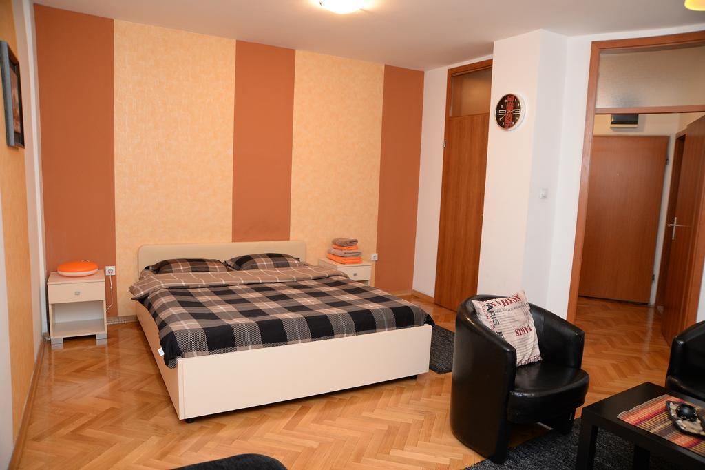Exclusive Central Apartments Скопие Екстериор снимка
