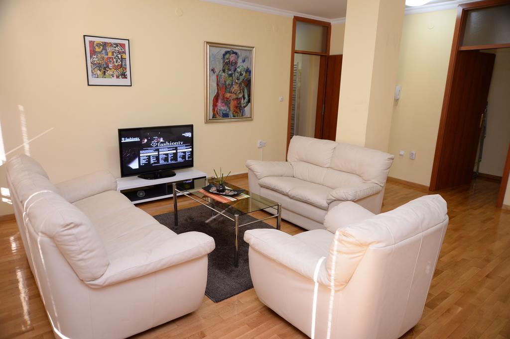 Exclusive Central Apartments Скопие Екстериор снимка