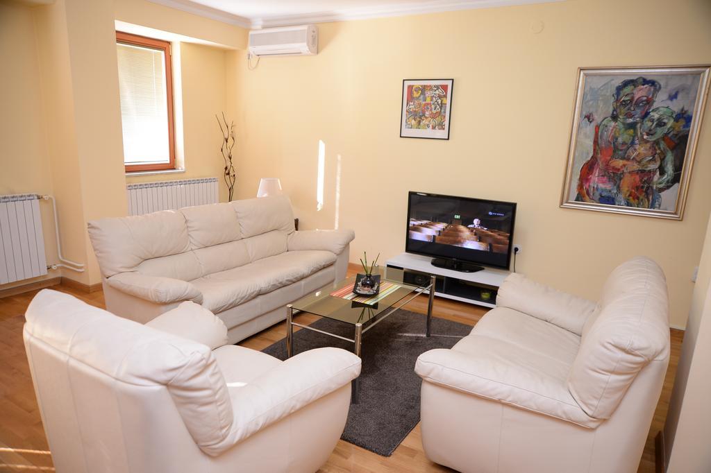 Exclusive Central Apartments Скопие Екстериор снимка